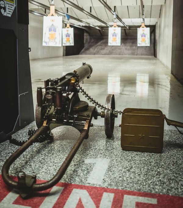 FULL AUTO & SUPPRESSED RENTAL SHOOTING